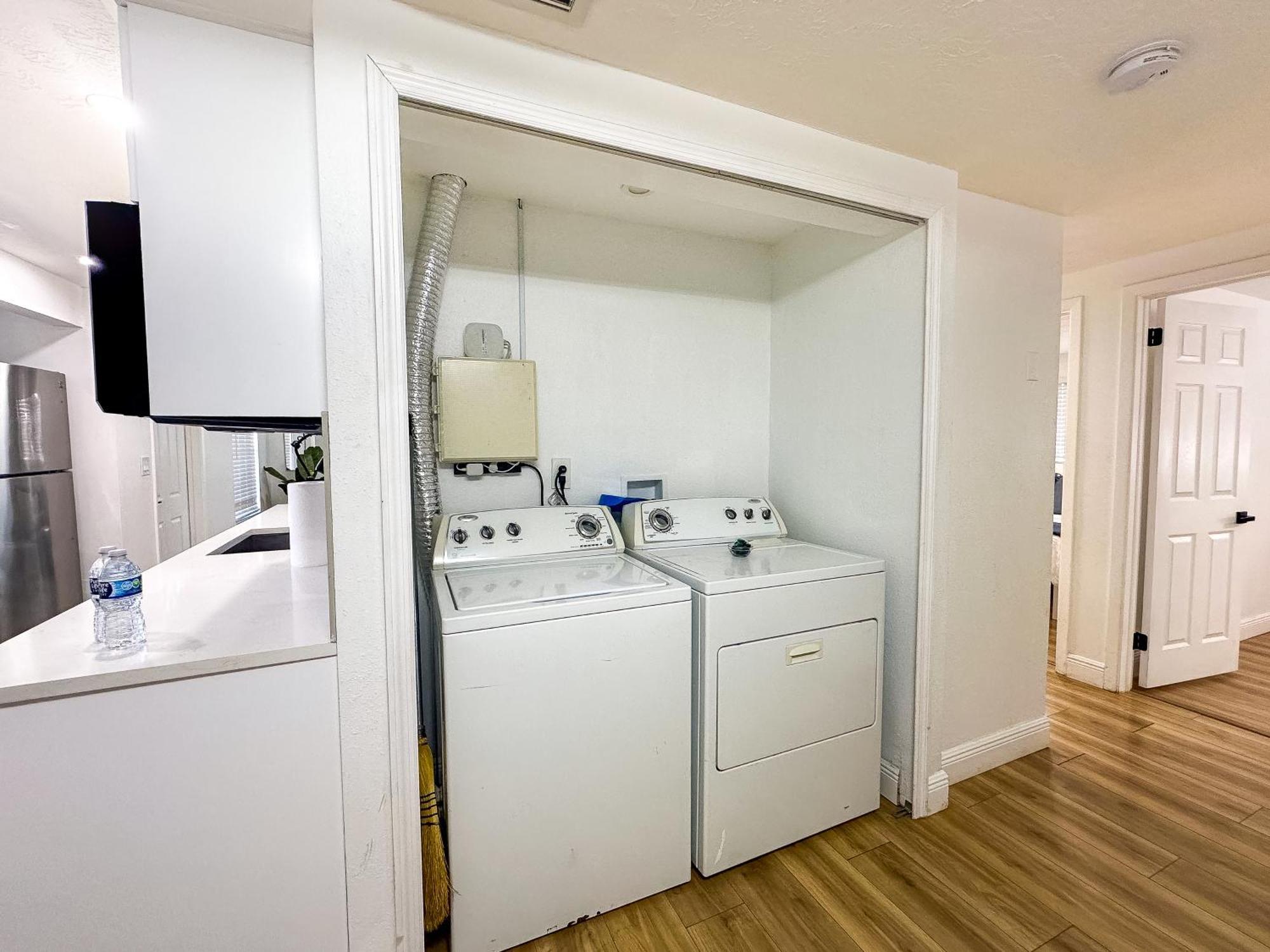 Beautiful And Relaxing 3 Bedrooms 2 Kings Beds แทมปา ภายนอก รูปภาพ