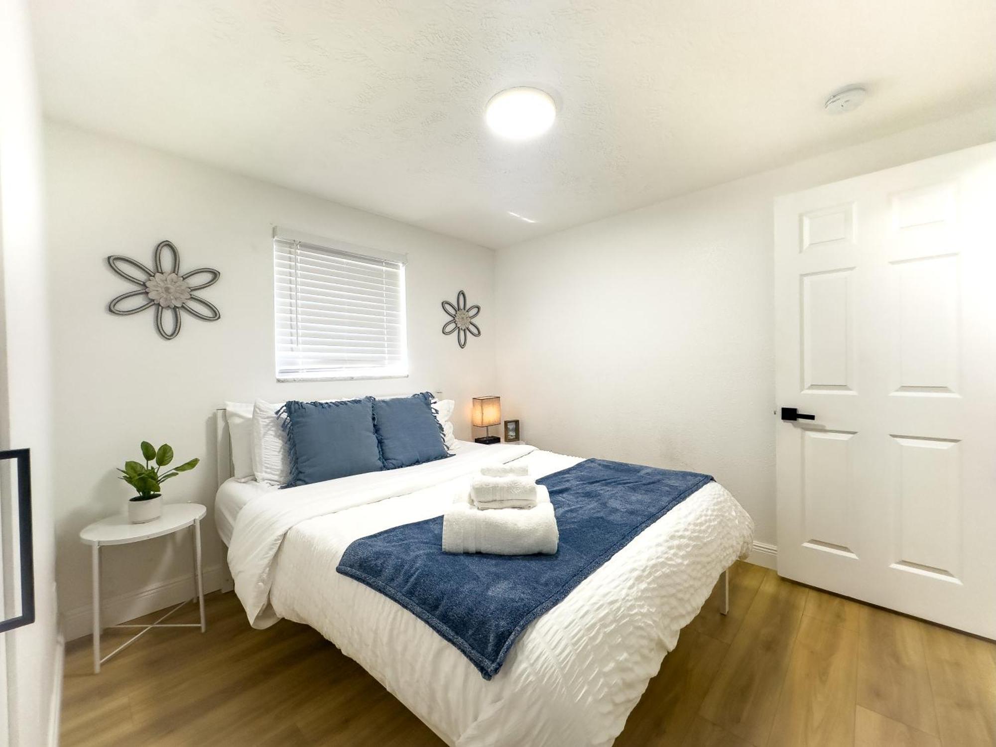 Beautiful And Relaxing 3 Bedrooms 2 Kings Beds แทมปา ภายนอก รูปภาพ